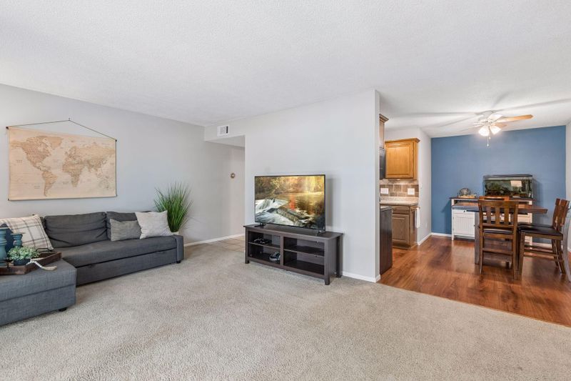 260 Westview Dr #108, West Saint Paul, MN 55118