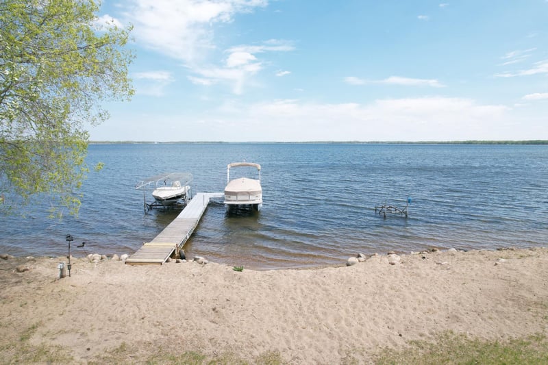 32141 Brightwood Shore Dr, Dent, MN 56528