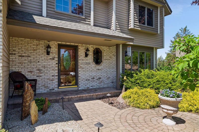 11380 Louisiana Cir, Bloomington, MN 55438