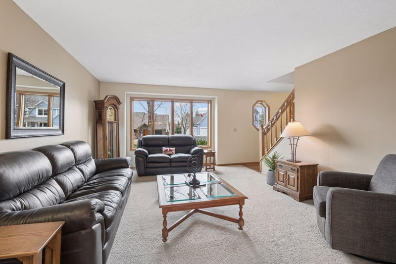 11380 Louisiana Cir, Bloomington, MN 55438