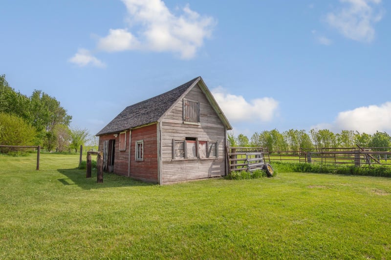 38336 Us Highway 71, Windom, MN 56101