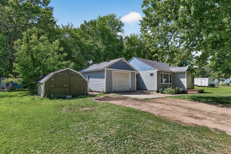 3280 Highway 25, Watertown, MN 55388