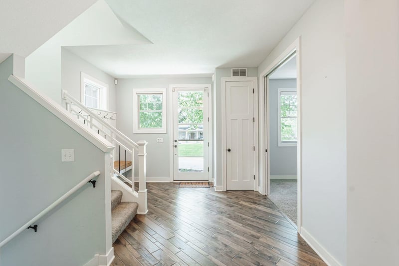 15622 Michele Ln, Eden Prairie, MN 55346