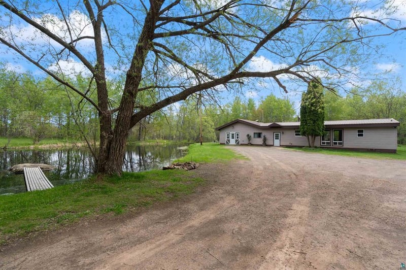 4942 Radar Rd, Hermantown, MN 55811