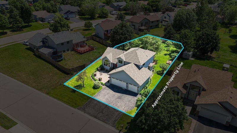 7101 91st Trl N, Brooklyn Park, MN 55445