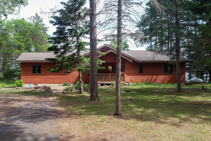 16148 S Morningside Dr, Gordon, WI 54838