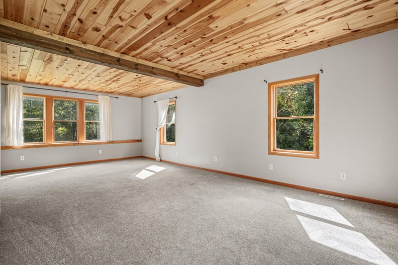 1052 Grand St, Ogilvie, MN 56358