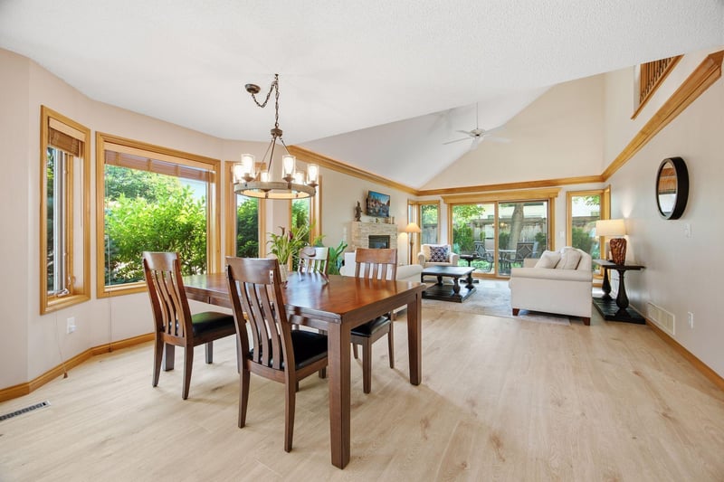 3318 Breconwood Cir, Minnetonka, MN 55391