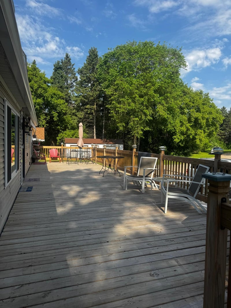 1102 4th St SE, Little Falls, MN 56345