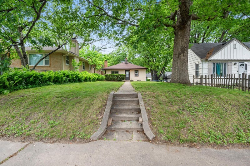 3331 Beard Ave N, Robbinsdale, MN 55422