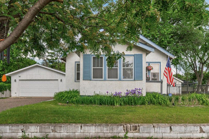 2719 16th Ave E, North Saint Paul, MN 55109