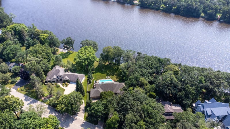 3542 Mississippi Dr NW, Coon Rapids, MN 55433
