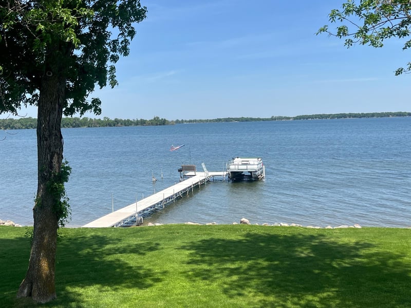 7998 147th Ave SE, Lake Lillian, MN 56253