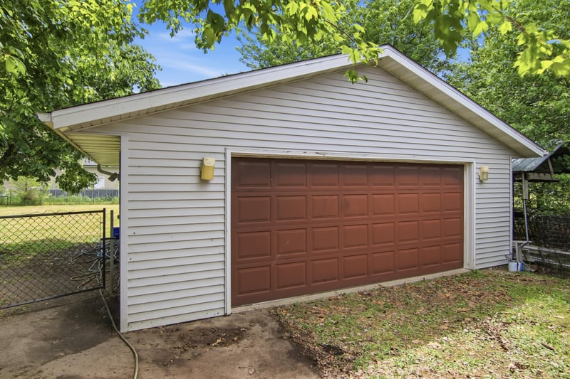 15381 670th St, Wabasha, MN 55981