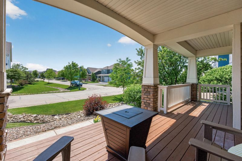 998 Inspiration Pw N, Bayport, MN 55003