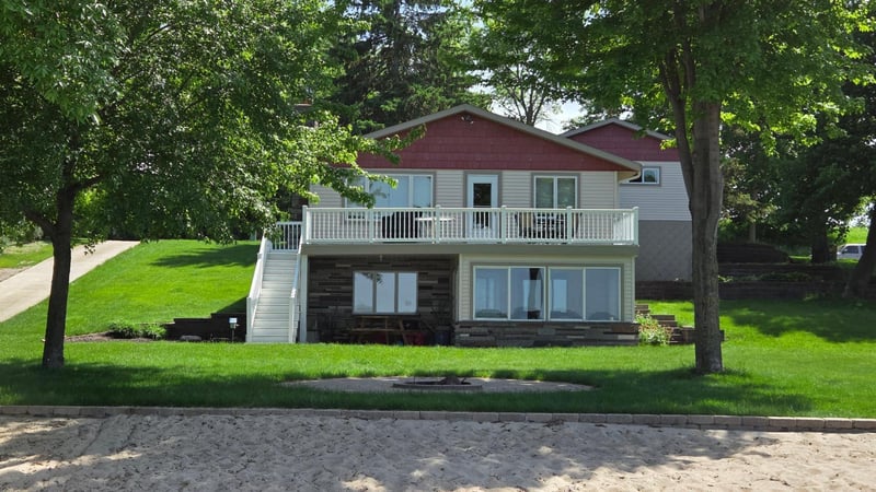 24812 Crescent View Rd, Paynesville, MN 56362