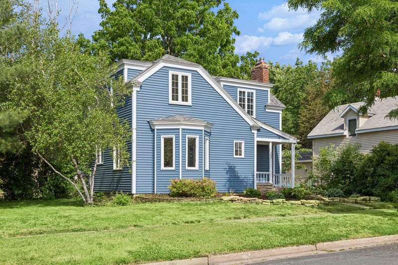 203 Lewis St, River Falls, WI 54022