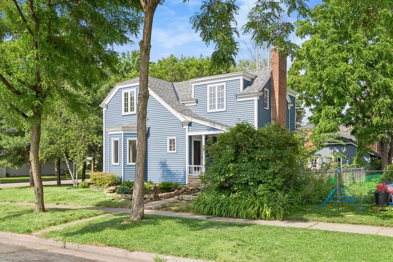203 Lewis St, River Falls, WI 54022
