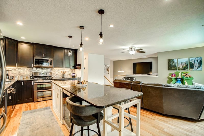 15614 Heywood Way, Apple Valley, MN 55124