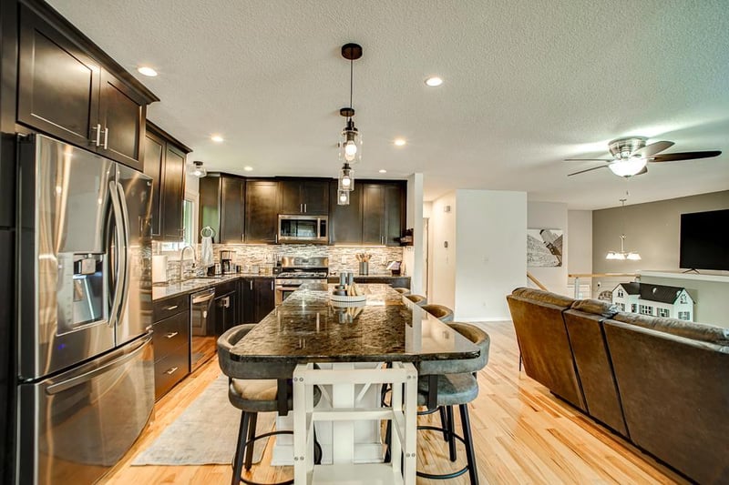 15614 Heywood Way, Apple Valley, MN 55124
