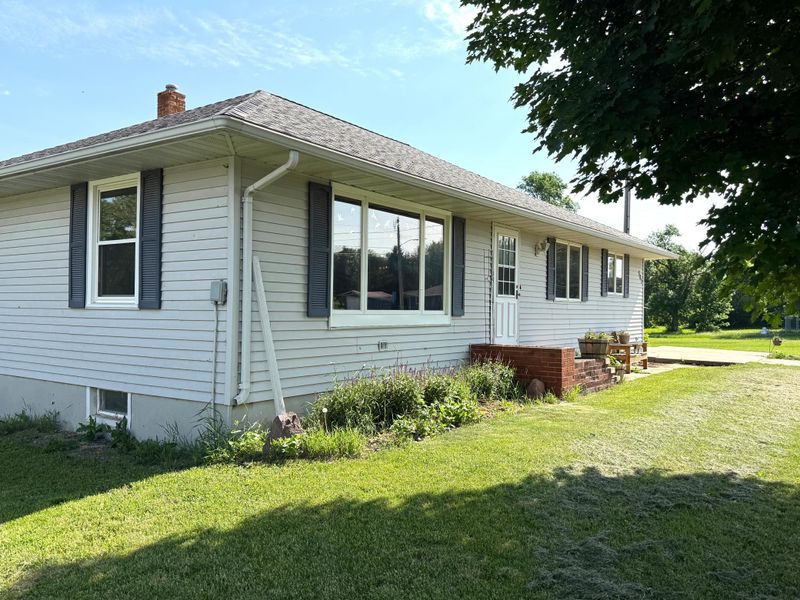 303 W Church St, Saint Leo, MN 56264