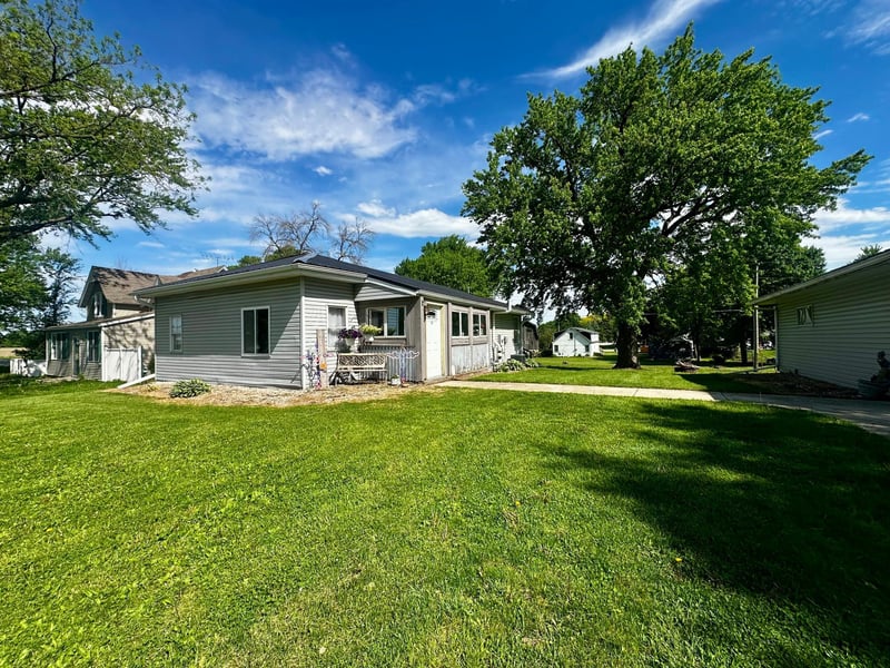 103 Second St, Fountain, MN 55935