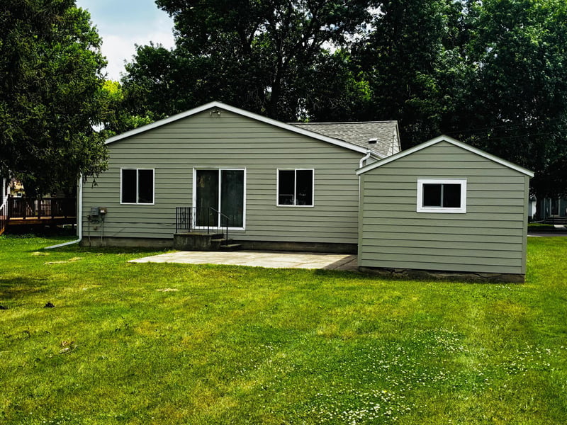 2742 Pine Ave, Slayton, MN 56172