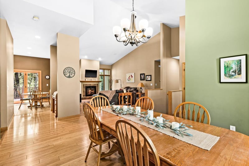 2605 Marcus Cir, Cloquet, MN 55720