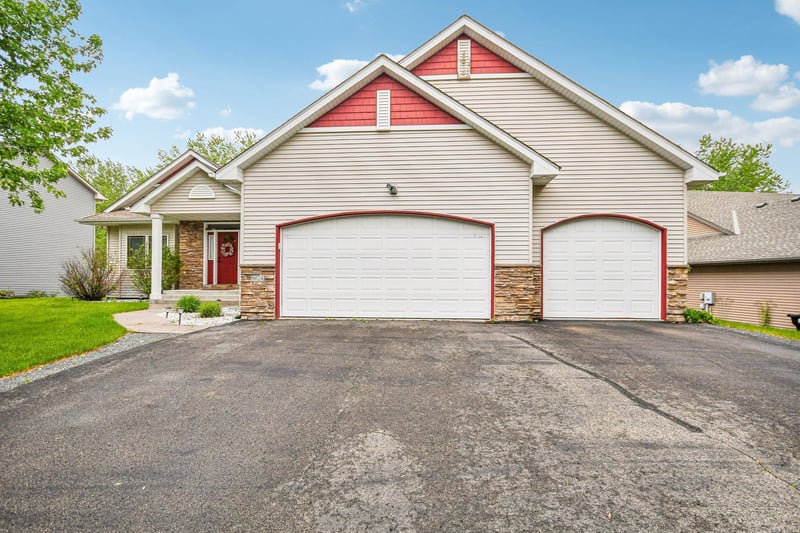 6624 145th Cir N, Hugo, MN 55038