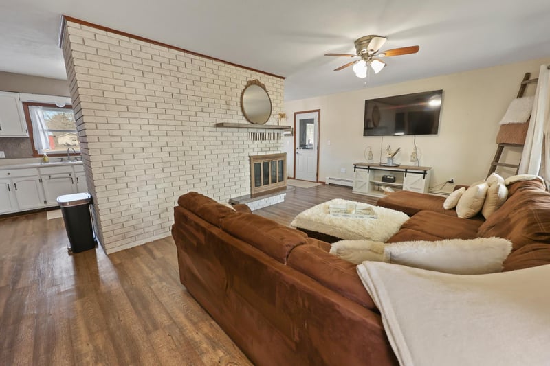 612 N Birch St, Royalton, MN 56373