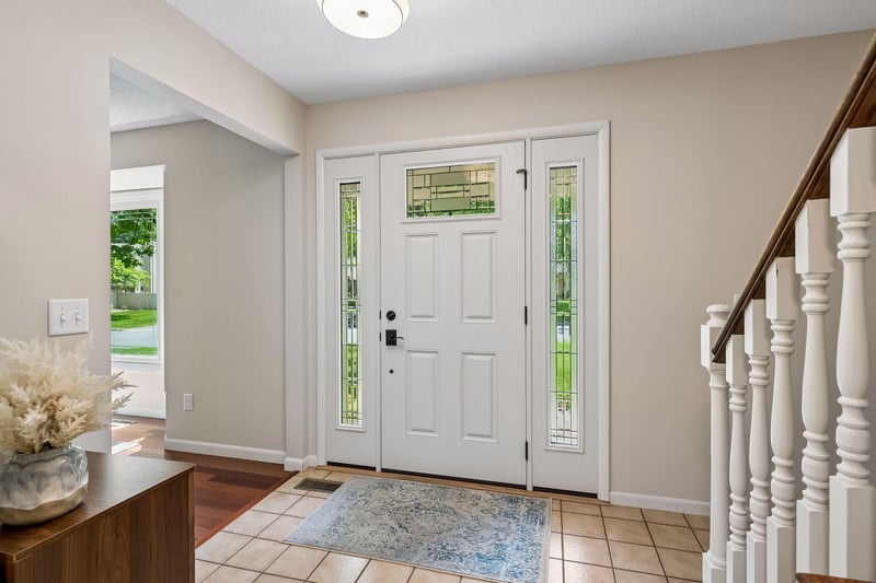 7408 W 83rd St, Bloomington, MN 55438