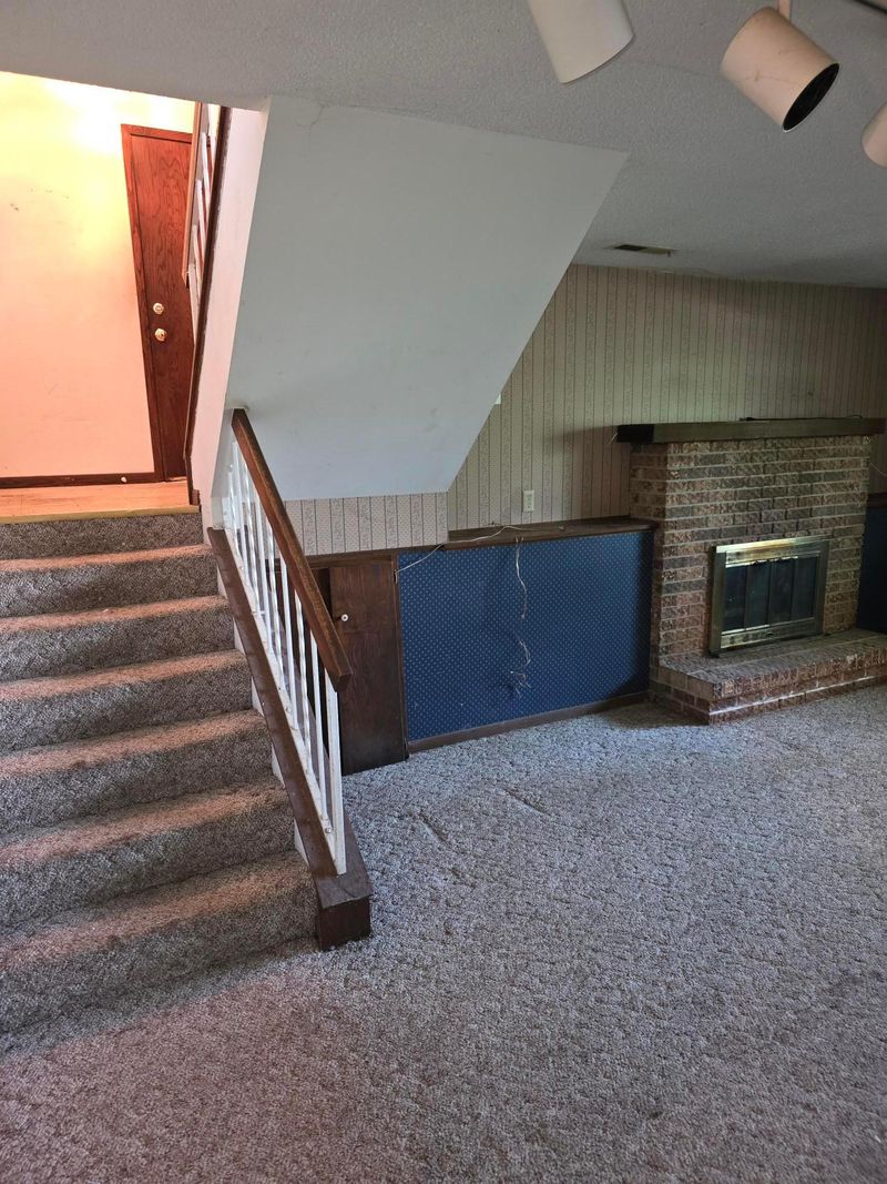 13213 E Manor Blvd, Burnsville, MN 55337