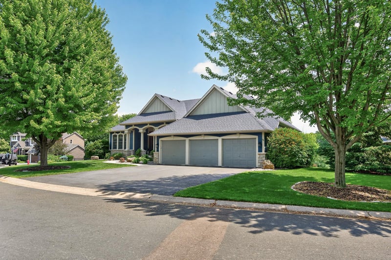 7320 Everest Ln N, Maple Grove, MN 55311