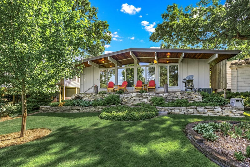3324 Decatur Ln, Saint Louis Park, MN 55426