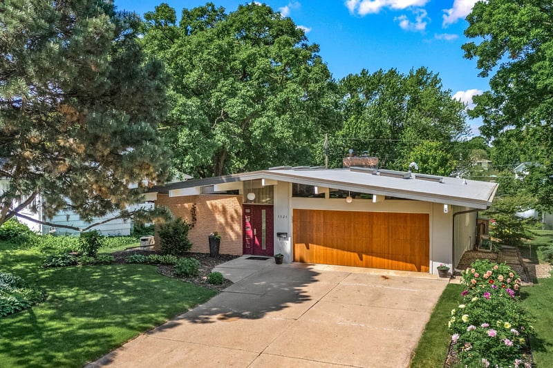 3324 Decatur Ln, Saint Louis Park, MN 55426