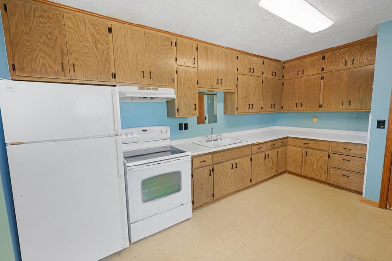 8601 Little Rock Rd NE, Foley, MN 56329