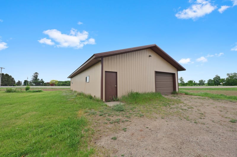 8601 Little Rock Rd NE, Foley, MN 56329