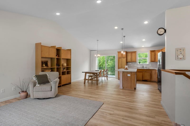 930 Breckenridge Ln, Montrose, MN 55363