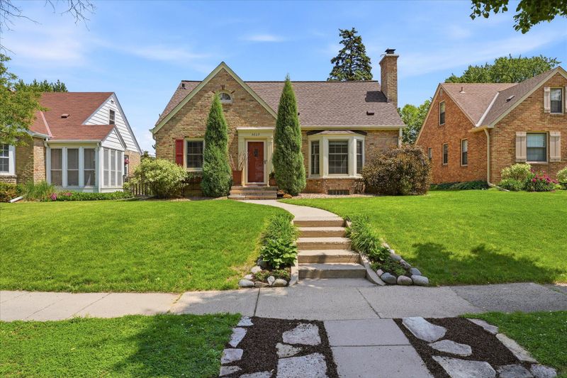 5829 Columbus Ave, Minneapolis, MN 55417