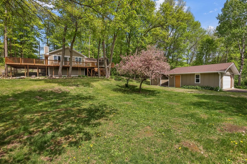 6199 Peterdale Rd, Garrison, MN 56450