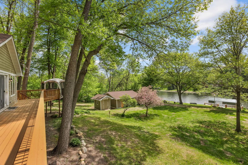 6199 Peterdale Rd, Garrison, MN 56450