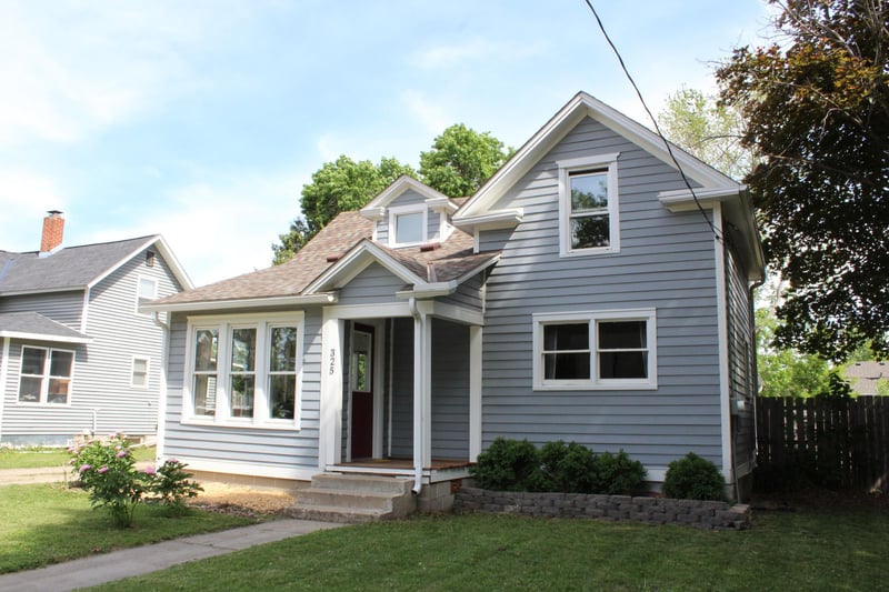 325 3rd St SE, Cokato, MN 55321