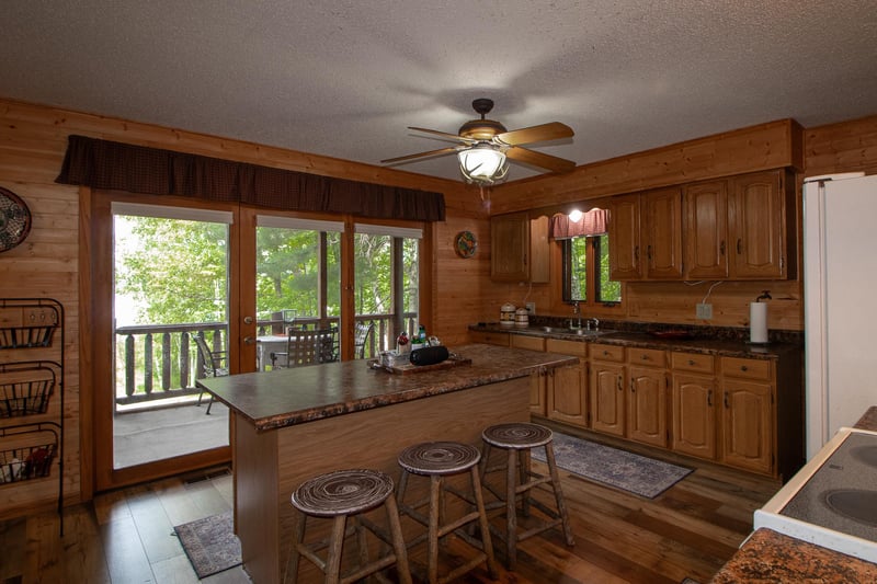 319 S Lake Lawrence Rd NE, Outing, MN 56662
