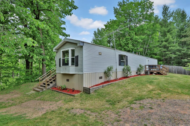 16167 Sunnyside Rd, Pine City, MN 55063