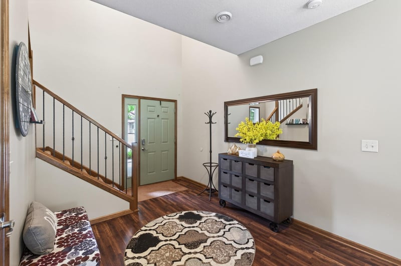 837 Boldt St, Chaska, MN 55318