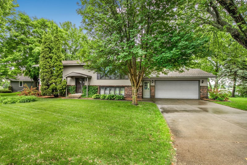 17336 Floral View Ct, Cold Spring, MN 56320