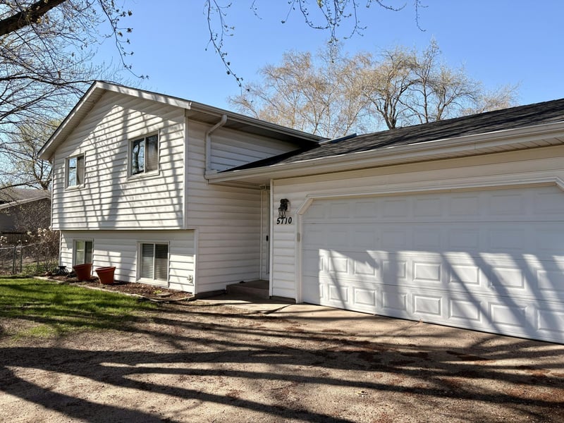 5710 314th St, Stacy, MN 55079