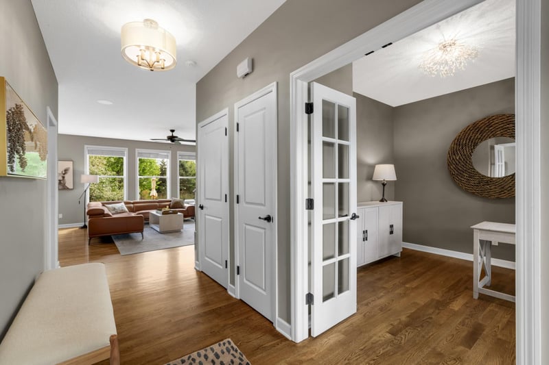3582 Springwood Pa, Eagan, MN 55123