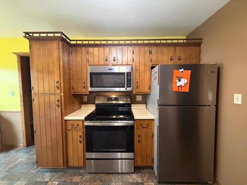 425 W Dodge St, Luverne, MN 56156