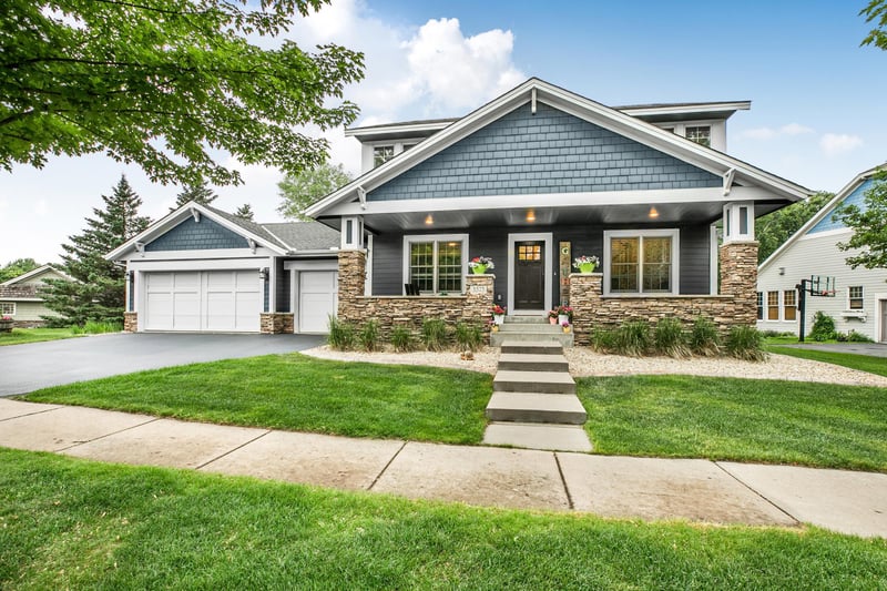 3373 Couchtown Pa, Rosemount, MN 55068